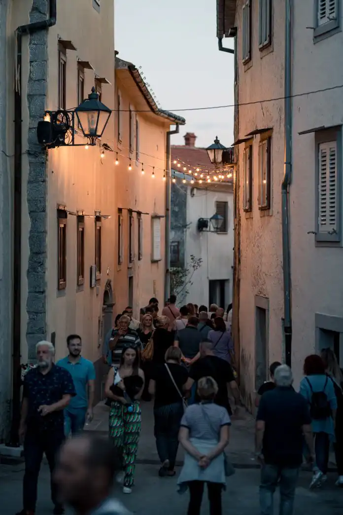 Jedini plan koji trebate ovoga vikenda. Pravac Kastav, pravac Bela nedeja. Jedini plan koji trebate ovoga vikenda. Pravac Kastav, pravac Bela nedeja.