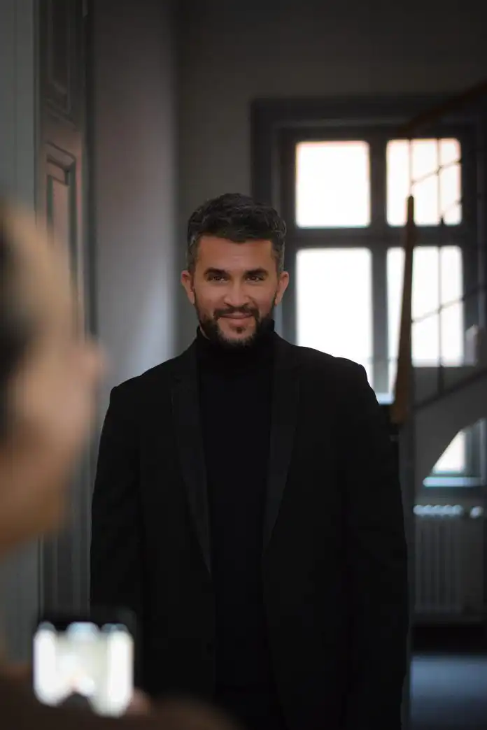 Saznali smo kako je nastala pjesma s kojom će se Damir Kedžo predstaviti na Dori, a donosimo i spot! Saznali smo kako je nastala pjesma s kojom će se Damir Kedžo predstaviti na Dori, a donosimo i spot!