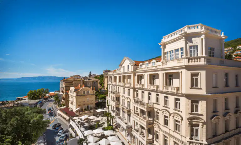 Opatija, Dubrovnik, Split, Zadar i Zagreb privukli su najviše putnika za vrijeme praznika!