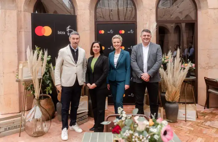 Istra je uspjela gotovo nemoguće: od 330 napuštenih sela do najodrživijeg turizma na Mediteranu Istra je uspjela gotovo nemoguće: od 330 napuštenih sela do najodrživijeg turizma na Mediteranu