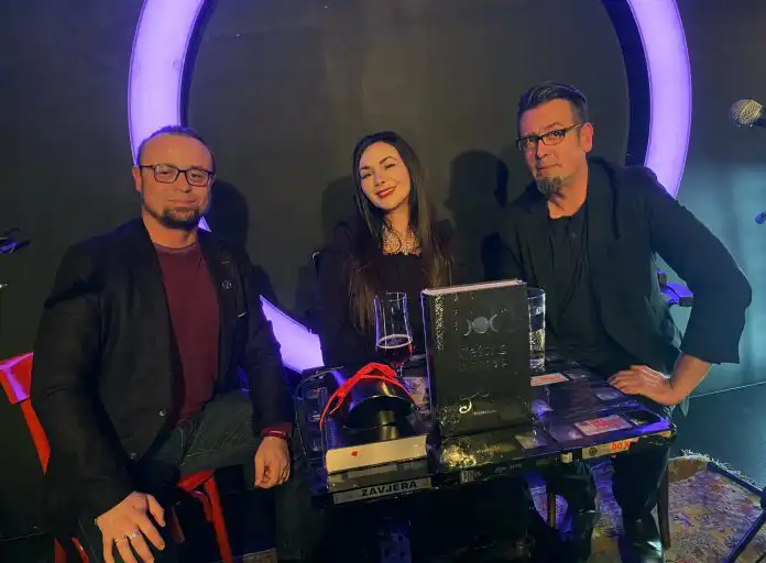 Danas će se održati predstavljanje knjige „Vještice iz pepela“, riječke autorice Tee Puccetti Danas će se održati predstavljanje knjige „Vještice iz pepela“, riječke autorice Tee Puccetti