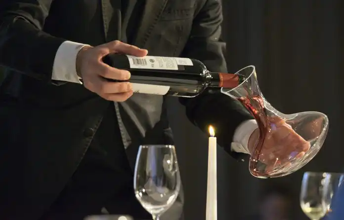 U Opatiji će se održati Prvenstvo sommeliera Istre i Kvarnera. Saznali smo imena svih natjecatelja U Opatiji će se održati Prvenstvo sommeliera Istre i Kvarnera. Saznali smo imena svih natjecatelja