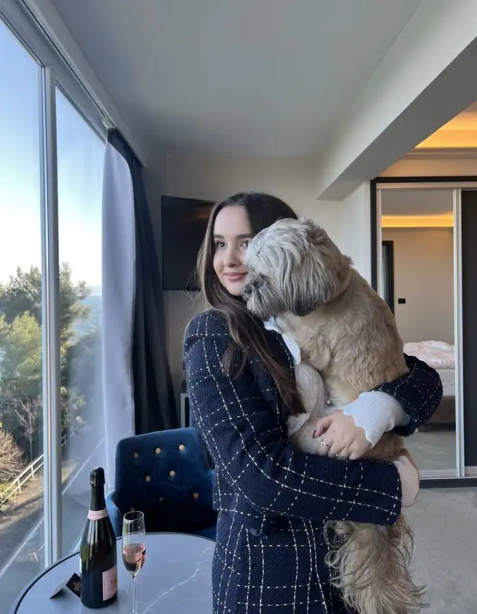Dogloveri: Mirna Matković i Bobi Dogloveri: Mirna Matković i Bobi