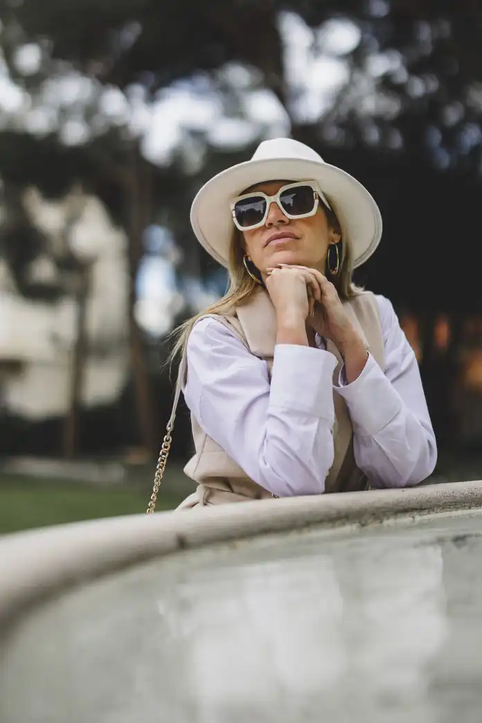 Velik si onoliko koliko se velikima osjećaju ljudi u tvojoj blizini. Piše: Marija Mažar Velik si onoliko koliko se velikima osjećaju ljudi u tvojoj blizini. Piše: Marija Mažar