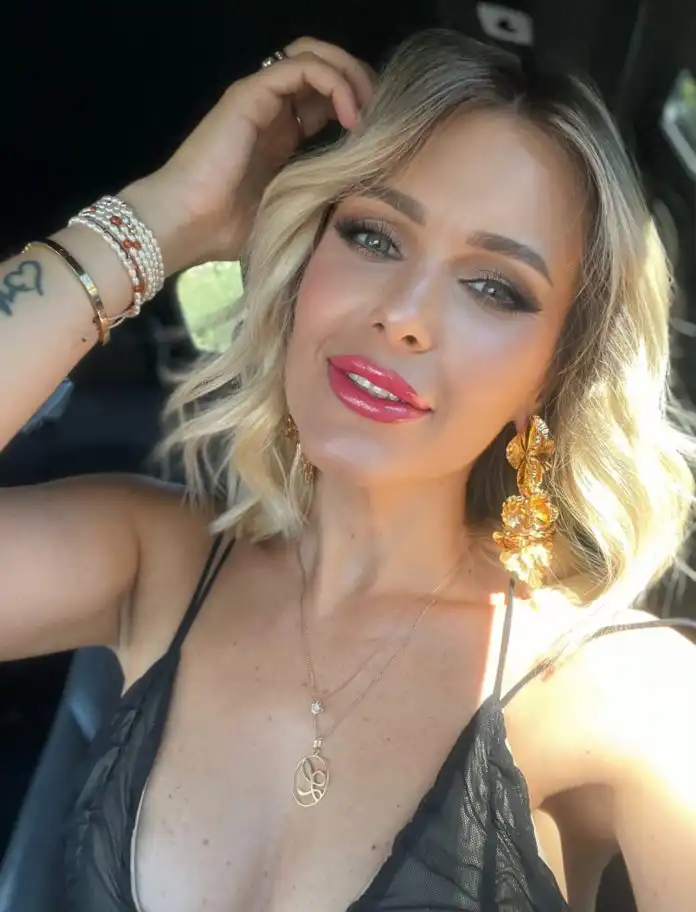 Stilueta beauty talk: Marija Škara Aliji ”Kao djetetu mi je bilo najdraže uzimati maminu šminku” Stilueta beauty talk: Marija Škara Aliji ”Kao djetetu mi je bilo najdraže uzimati maminu šminku”