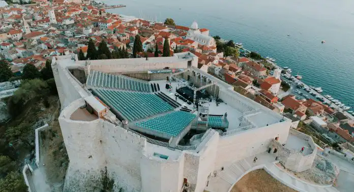 Sjajno ljeto u Šibeniku. Grad je predivan, a u najavi su vrhunski koncerti! Sjajno ljeto u Šibeniku. Grad je predivan, a u najavi su vrhunski koncerti!