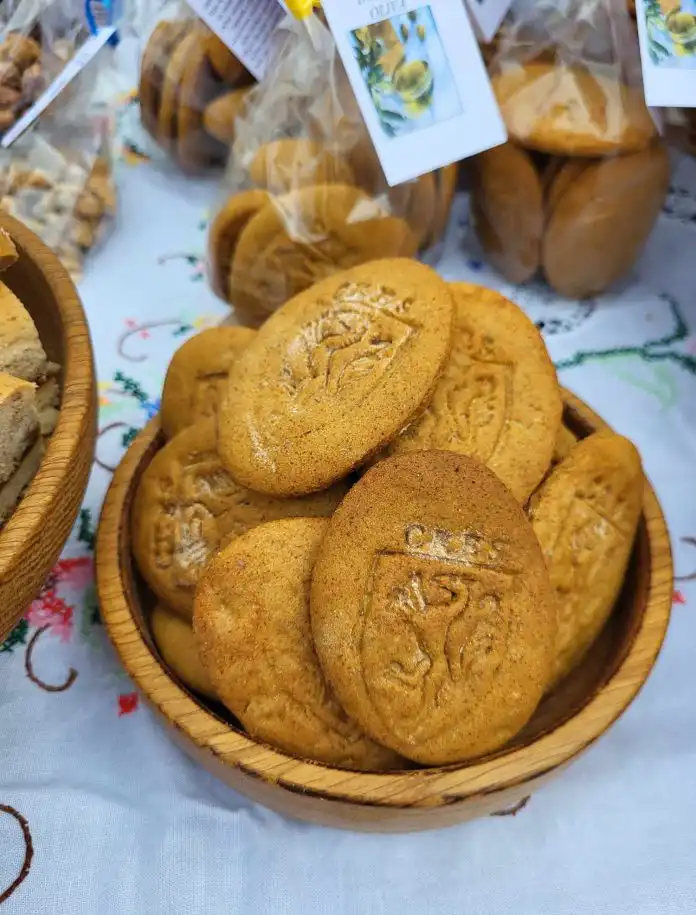 Cres je ove subote mjesto gdje možete isprobati fine kolače creskih nona! Cres je ove subote mjesto gdje možete isprobati fine kolače creskih nona!