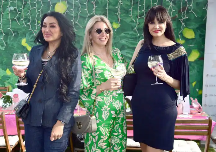 Prva Gin’n’Make Up radionica u Zagrebu oduševila poznate dame Prva Gin’n’Make Up radionica u Zagrebu oduševila poznate dame