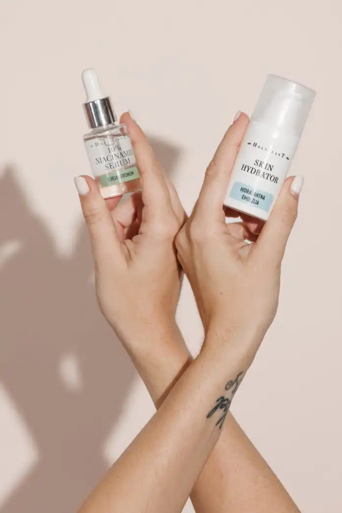 Holyplant Skin hydrator i 10% Niacinamid serum savršeno će nadopuniti vašu beauty rutinu Holyplant Skin hydrator i 10% Niacinamid serum savršeno će nadopuniti vašu beauty rutinu