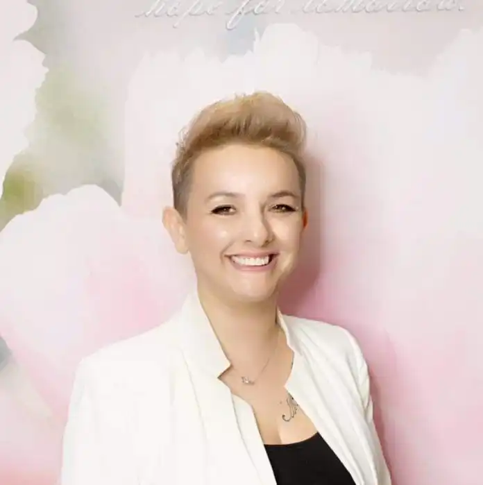 Beauty stručnjakinja Snježana Ivetac na Facebooku je napisala super status o pretjeranim beauty rutinama mladih osoba Beauty stručnjakinja Snježana Ivetac na Facebooku je napisala super status o pretjeranim beauty rutinama mladih osoba