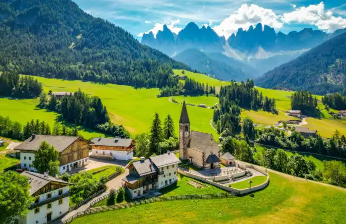 David Matković donosi očaravajuće fotke Dolomita. Bajkovita #mustvisit lokacija! David Matković donosi očaravajuće fotke Dolomita. Bajkovita #mustvisit lokacija!