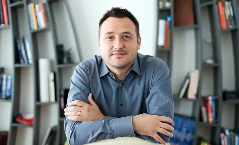 Bruno Šimleša gostuje u GKR: 135 dana u američkoj divljini i prehodanih 4443 km