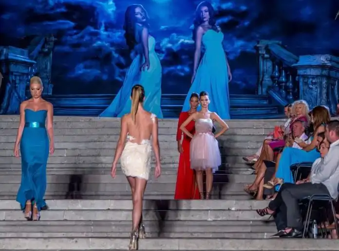 Sve je spremno za posebnu riječku modnu priču – Riječke stepenice Sve je spremno za posebnu riječku modnu priču – Riječke stepenice