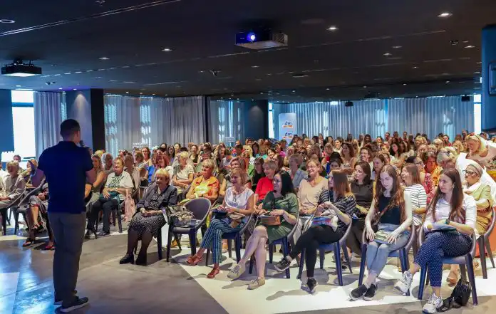 dm ženska konferencija osnažuje žene i potiče ih na bolju brigu o zdravlju. Evo kad će se održati! dm ženska konferencija osnažuje žene i potiče ih na bolju brigu o zdravlju. Evo kad će se održati!