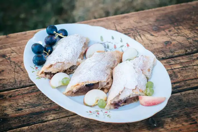 Samo sat vremena od Rijeke počinje najslađi festival – Štrudlafest! Samo sat vremena od Rijeke počinje najslađi festival – Štrudlafest!