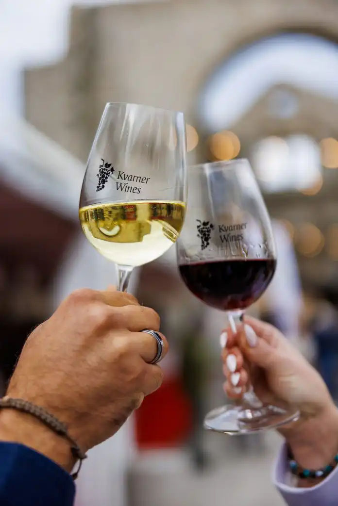 Stilueta u posjeti: Wine & Walk Kastav Stilueta u posjeti: Wine & Walk Kastav