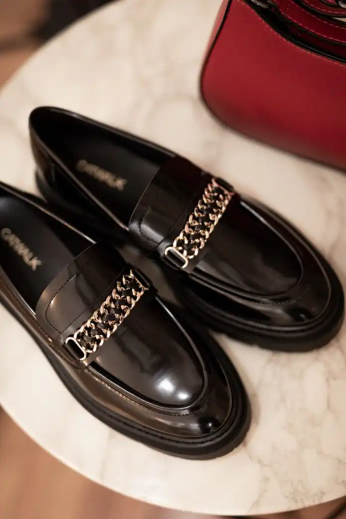 Deichmann predstavio modele koji će obilježiti ovu sezonu. Deichmann predstavio modele koji će obilježiti ovu sezonu.