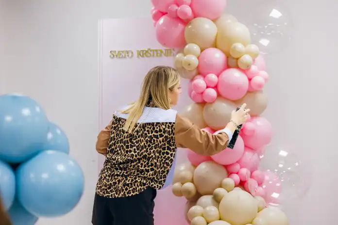 Ivona Horvat najavljuje dvodnevnu Premium balonsku edukaciju, ovoga vikenda u Rijeci. Ivona Horvat najavljuje dvodnevnu Premium balonsku edukaciju, ovoga vikenda u Rijeci.