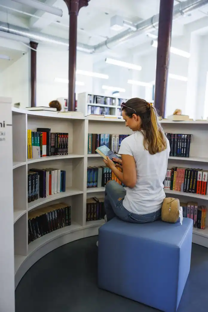 Koliko je ovo lijepo… Danas je posebna večer, večer pripovijedanja Gradske knjižnice Rijeka. Koliko je ovo lijepo… Danas je posebna večer, večer pripovijedanja Gradske knjižnice Rijeka.