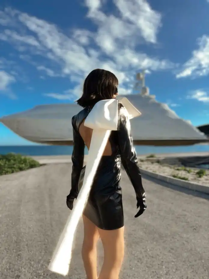 Pod dobrim smo dojmom nove kolekcije “Elpida” dizajnera Alduka. Pod dobrim smo dojmom nove kolekcije “Elpida” dizajnera Alduka.