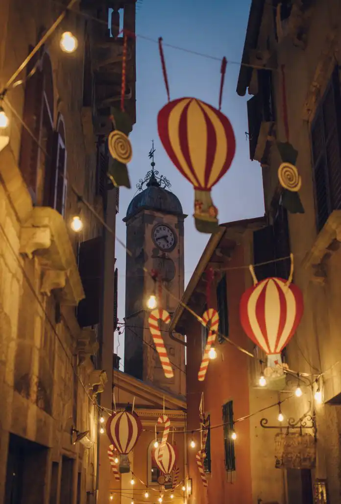 Sprema se zimska bajka u Labinu – L’Advent! Mi smo rezervirali datume! Sprema se zimska bajka u Labinu – L’Advent! Mi smo rezervirali datume!