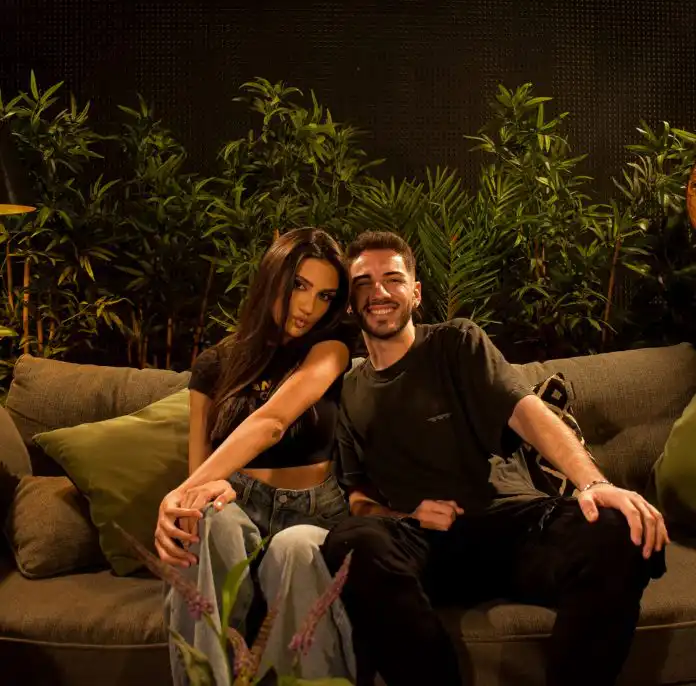 Riječka studentica Beatta Ugrin pokrenula studentski podcast, u goste joj dolaze poznata imena. Riječka studentica Beatta Ugrin pokrenula studentski podcast, u goste joj dolaze poznata imena.