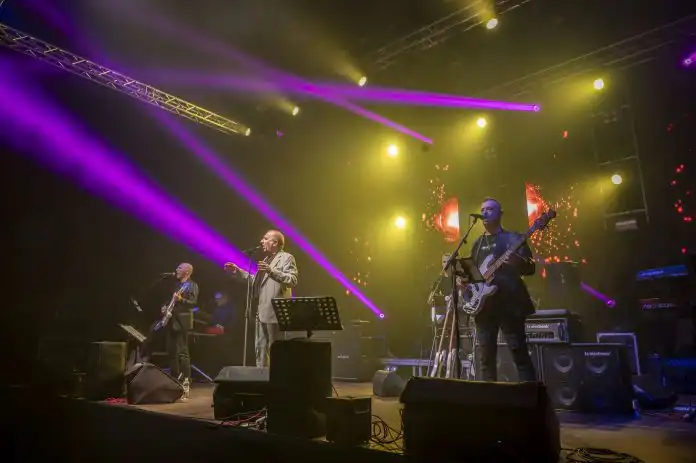 Mladen Grdović sutra nastupa u Rijeci! Darujemo ulaznice na Stilueta Facebooku. Mladen Grdović sutra nastupa u Rijeci! Darujemo ulaznice na Stilueta Facebooku.