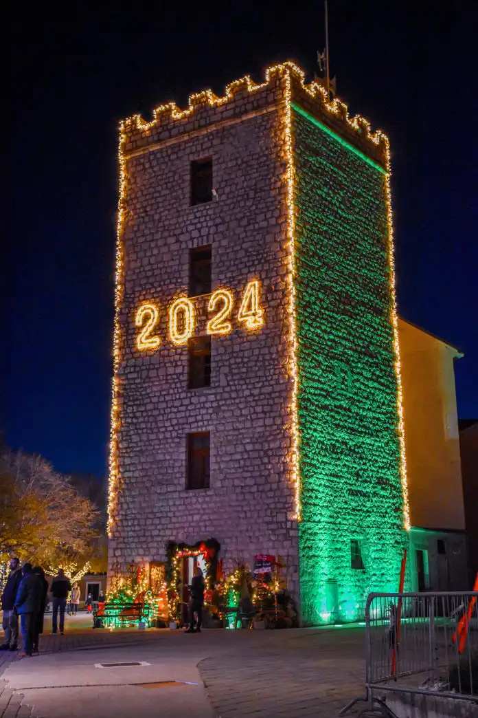 Novi Vinodolski uvijek ima posebno lijep Novi Advent, jedva čekamo u đir! Novi Vinodolski uvijek ima posebno lijep Novi Advent, jedva čekamo u đir!