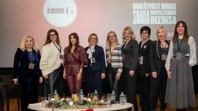 Održan je poslovni skup poduzetnica Žene i točka, jedna od panelistica Iva Brozičević Dragičević. Održan je poslovni skup poduzetnica Žene i točka, jedna od panelistica Iva Brozičević Dragičević.