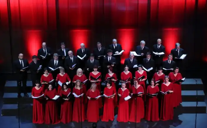 Tradicionalni Božićni koncert Riječkog opernog zbora će nas i ove godine uvesti u božićno raspoloženje Tradicionalni Božićni koncert Riječkog opernog zbora će nas i ove godine uvesti u božićno raspoloženje