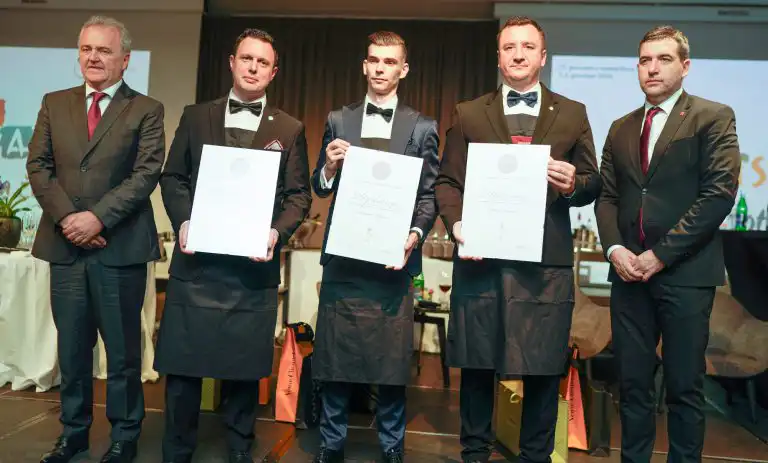 Kristijan Harjač (Agli Amici) najbolji je sommelier Hrvatske 2024., drugo mjesto pripalo je Mati Neguliću (El Rio).