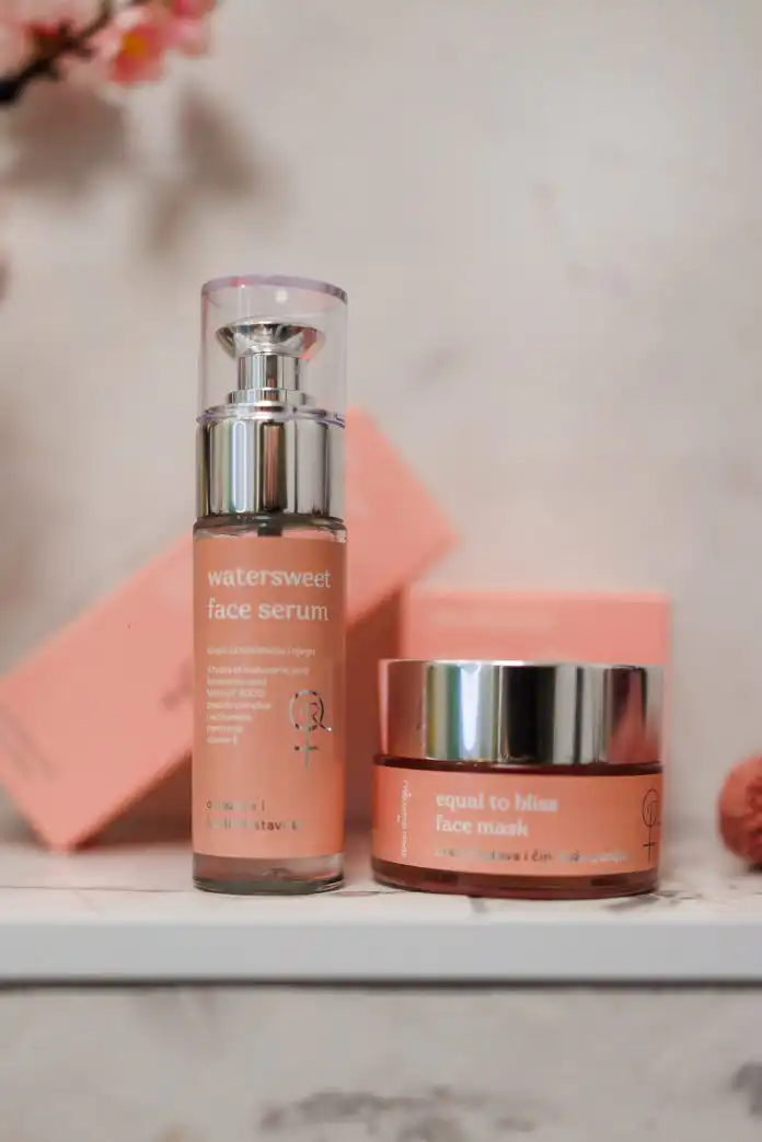 Skin Romance recenzija: Watersweet face serum i Equal to bliss face mask djeluju! Skin Romance recenzija: Watersweet face serum i Equal to bliss face mask djeluju!