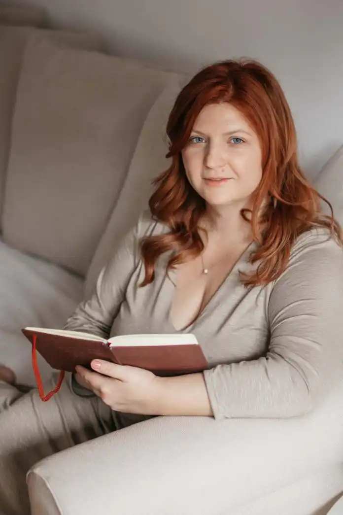 Ivana Legin pokrenula je brend Akoya koji je odraz njezine priče, emocija i životnog puta. Ivana Legin pokrenula je brend Akoya koji je odraz njezine priče, emocija i životnog puta.