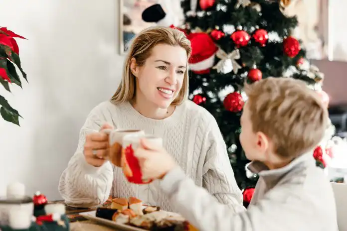 Uživajte u okusu blagdana, neka ljubav bude glavni začin. Jelima, danima. Uživajte u okusu blagdana, neka ljubav bude glavni začin. Jelima, danima.