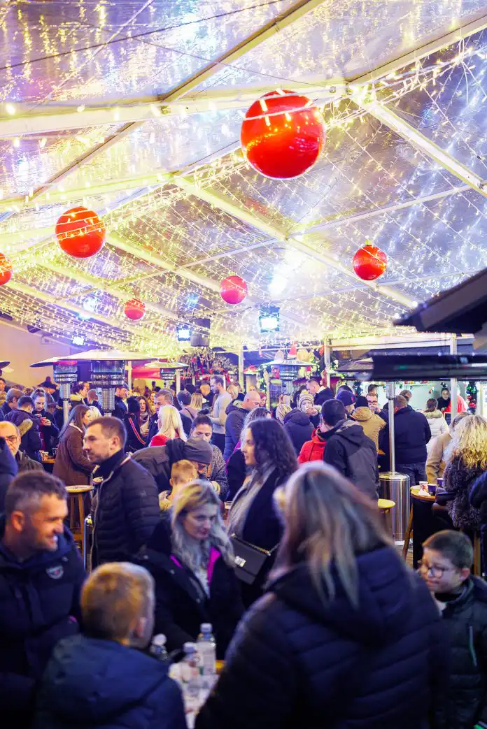 STILUETA XMAS: Adventiranje na Rezoluciji svaki dan ima after job party! STILUETA XMAS: Adventiranje na Rezoluciji svaki dan ima after job party!