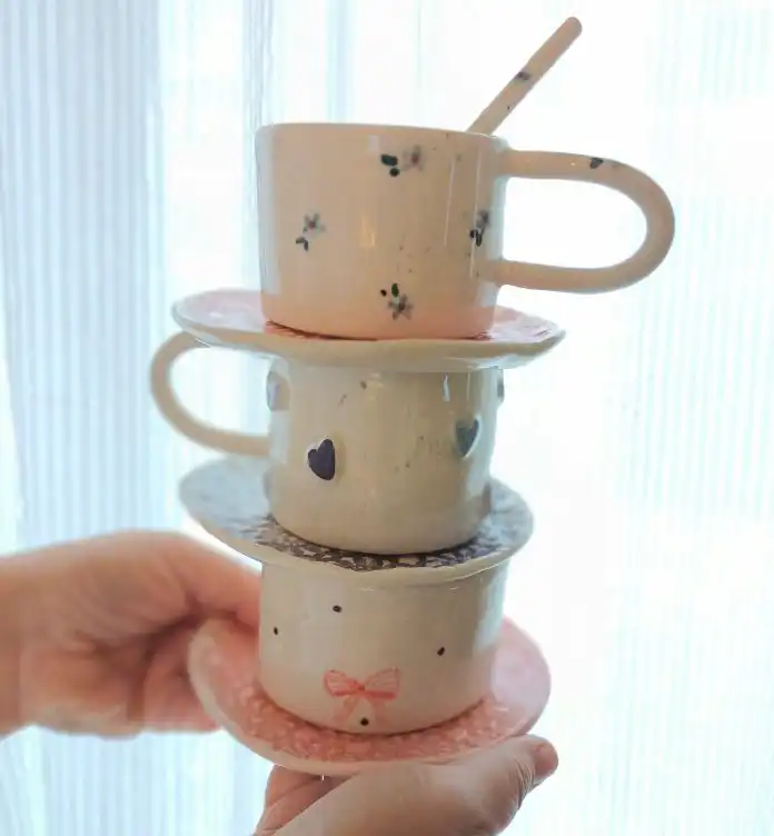 Sandra Troskot-Ugrčić o ljubavi prema keramici i brendu Mocca Ceramics Sandra Troskot-Ugrčić o ljubavi prema keramici i brendu Mocca Ceramics