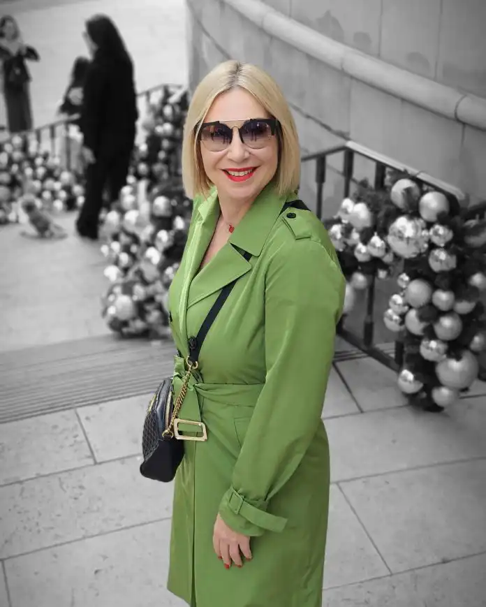 “Ljubav prema sebi – temelj za ljubav prema drugima”, mr.sc. Iva Brozičević Dragičević, prof. psihologije “Ljubav prema sebi – temelj za ljubav prema drugima”, mr.sc. Iva Brozičević Dragičević, prof. psihologije