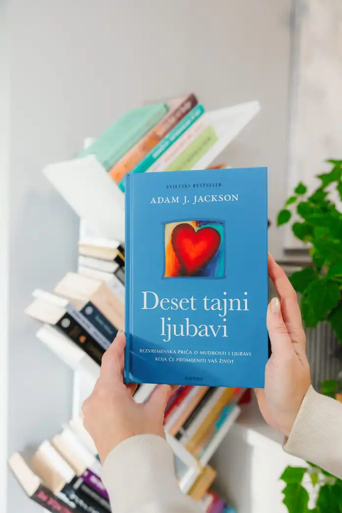 Stilueta čitaONA: Deset tajni ljubavi, Adam J. Jackson Stilueta čitaONA: Deset tajni ljubavi, Adam J. Jackson