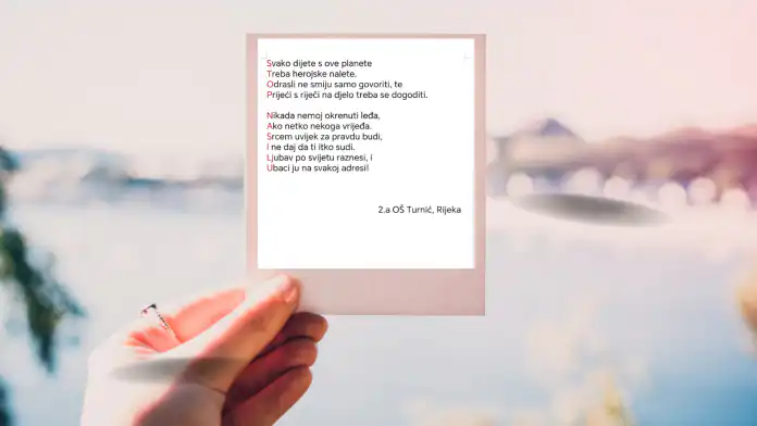 Dirnula nas je pjesma riječkih osnovnoškolaca. Dirnula nas je pjesma riječkih osnovnoškolaca.