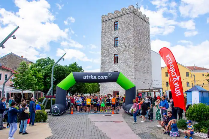 Traju prijave za NOVI TRAIL, utrku koja je dio manifestacije FIT4NOVI. Traju prijave za NOVI TRAIL, utrku koja je dio manifestacije FIT4NOVI.