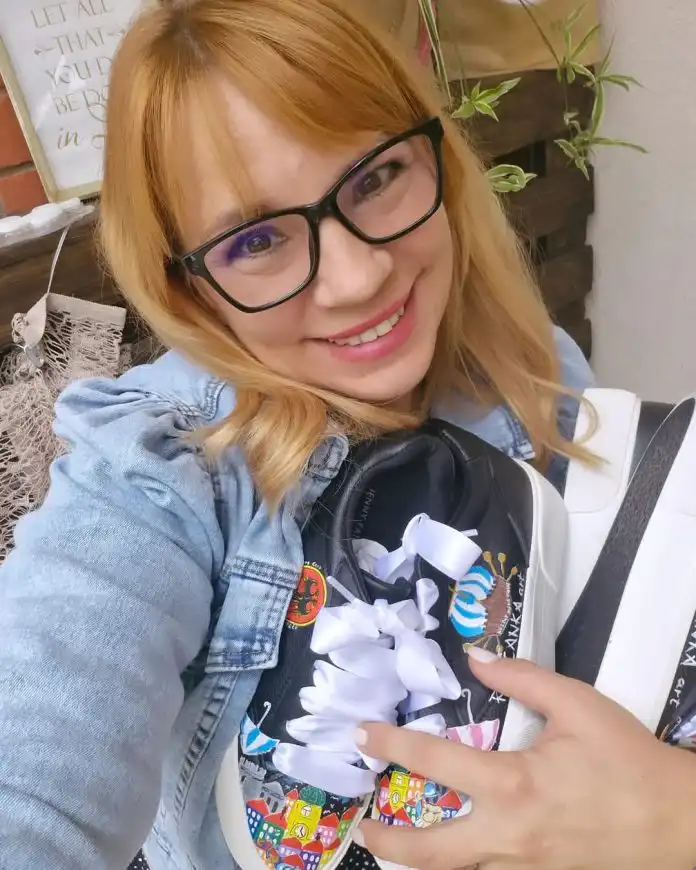 Ljubav prema Rijeci pretočena u brend Riječanka Art iza kojeg stoji Nina Barilar Ljubav prema Rijeci pretočena u brend Riječanka Art iza kojeg stoji Nina Barilar