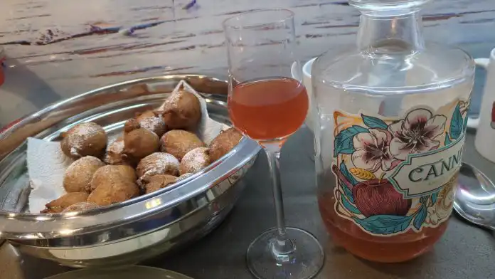 Jeste li probali fritule s Cannellom? Donosimo recept naše čitateljice! Jeste li probali fritule s Cannellom? Donosimo recept naše čitateljice!