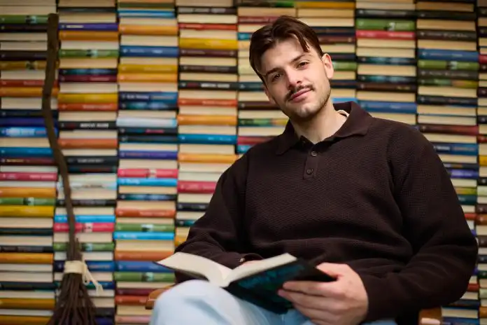 Rukometaš Filip Glavaš ambasador kampanje „Djeca koja čitaju postaju ljudi koji misle“ Rukometaš Filip Glavaš ambasador kampanje „Djeca koja čitaju postaju ljudi koji misle“