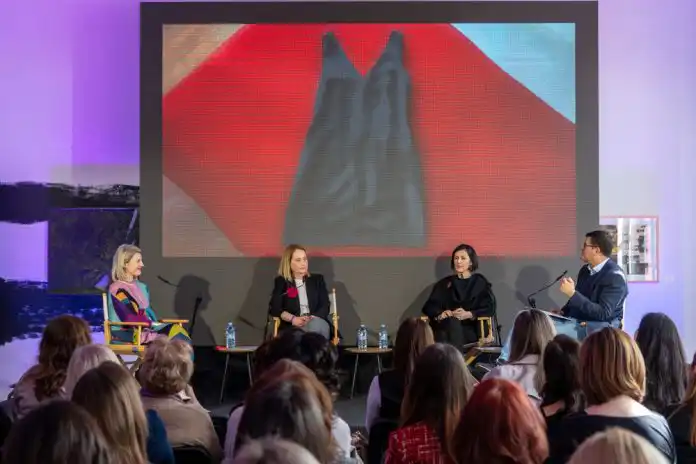 S riječke pozornice poslana snažna poruka: StandUp protiv uznemiravanja na ulici S riječke pozornice poslana snažna poruka: StandUp protiv uznemiravanja na ulici