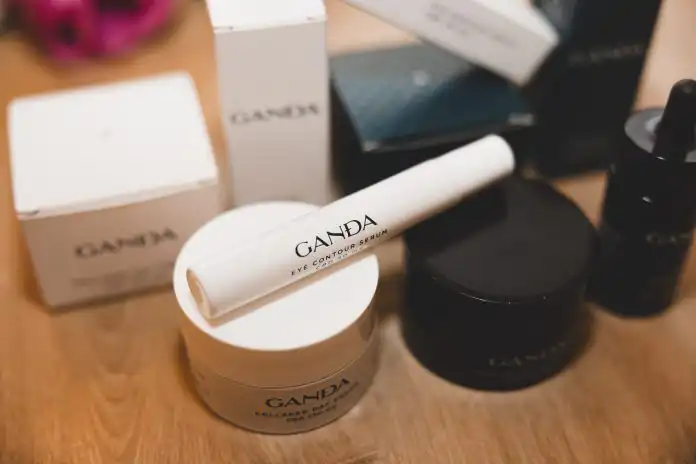 Anđa Marić jedinstvena je žena, jedinstvena je i njezina linija kozmetike. Anđa Marić jedinstvena je žena, jedinstvena je i njezina linija kozmetike.