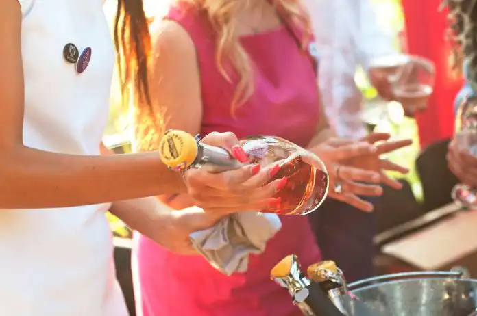 Uskoro – pozdrav ljetu uz fantastičan Kvarner Sparkling Wines Party u Novom Vinodolskom. Uskoro – pozdrav ljetu uz fantastičan Kvarner Sparkling Wines Party u Novom Vinodolskom.