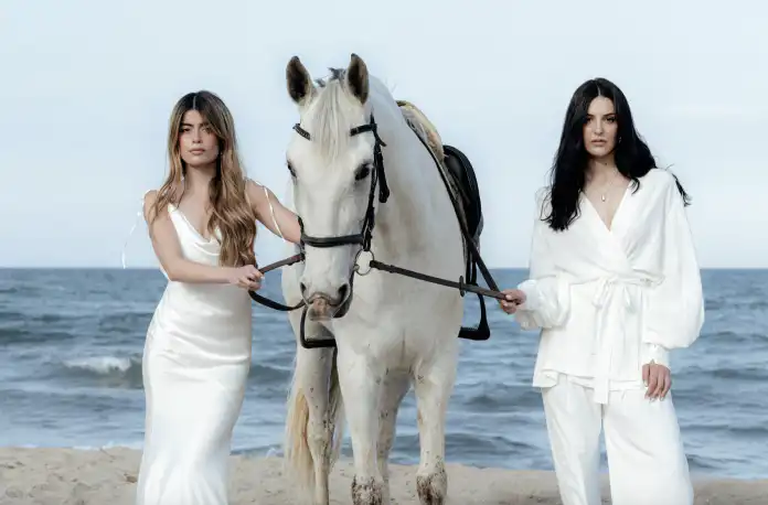 Michela i Zoe iz Istre lansiraju održivi brend Moé. Michela i Zoe iz Istre lansiraju održivi brend Moé.