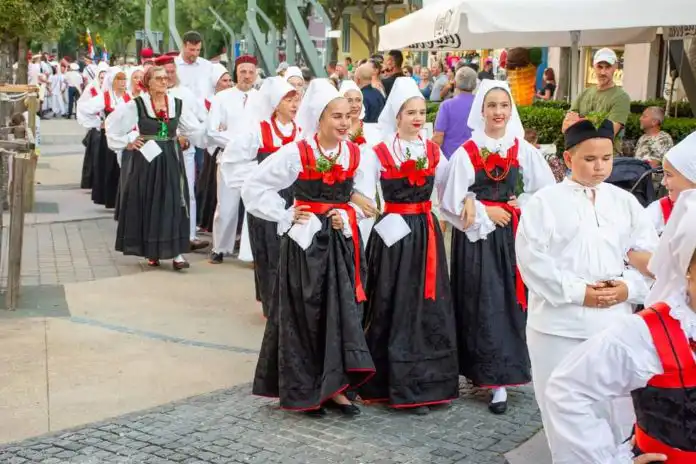 Novi Vinodolski poziva na Mesopusnu nostalgiju, vikend za pamćenje. Novi Vinodolski poziva na Mesopusnu nostalgiju, vikend za pamćenje.
