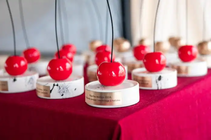 Prijavite oni koji čine razliku! Traju prijave za Riječku trešnju. Prijavite oni koji čine razliku! Traju prijave za Riječku trešnju.