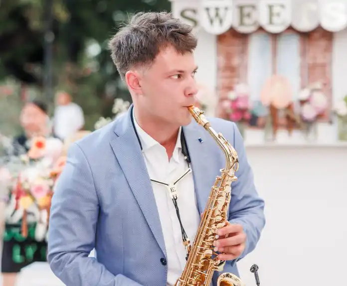 Juraj Zlatić: ”Saksofon me s vremenom osvojio i postao dio mog identiteta” Juraj Zlatić: ”Saksofon me s vremenom osvojio i postao dio mog identiteta”